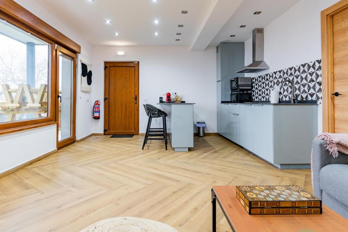 Apartamentos Montes Vindios Onís Eksteriør billede