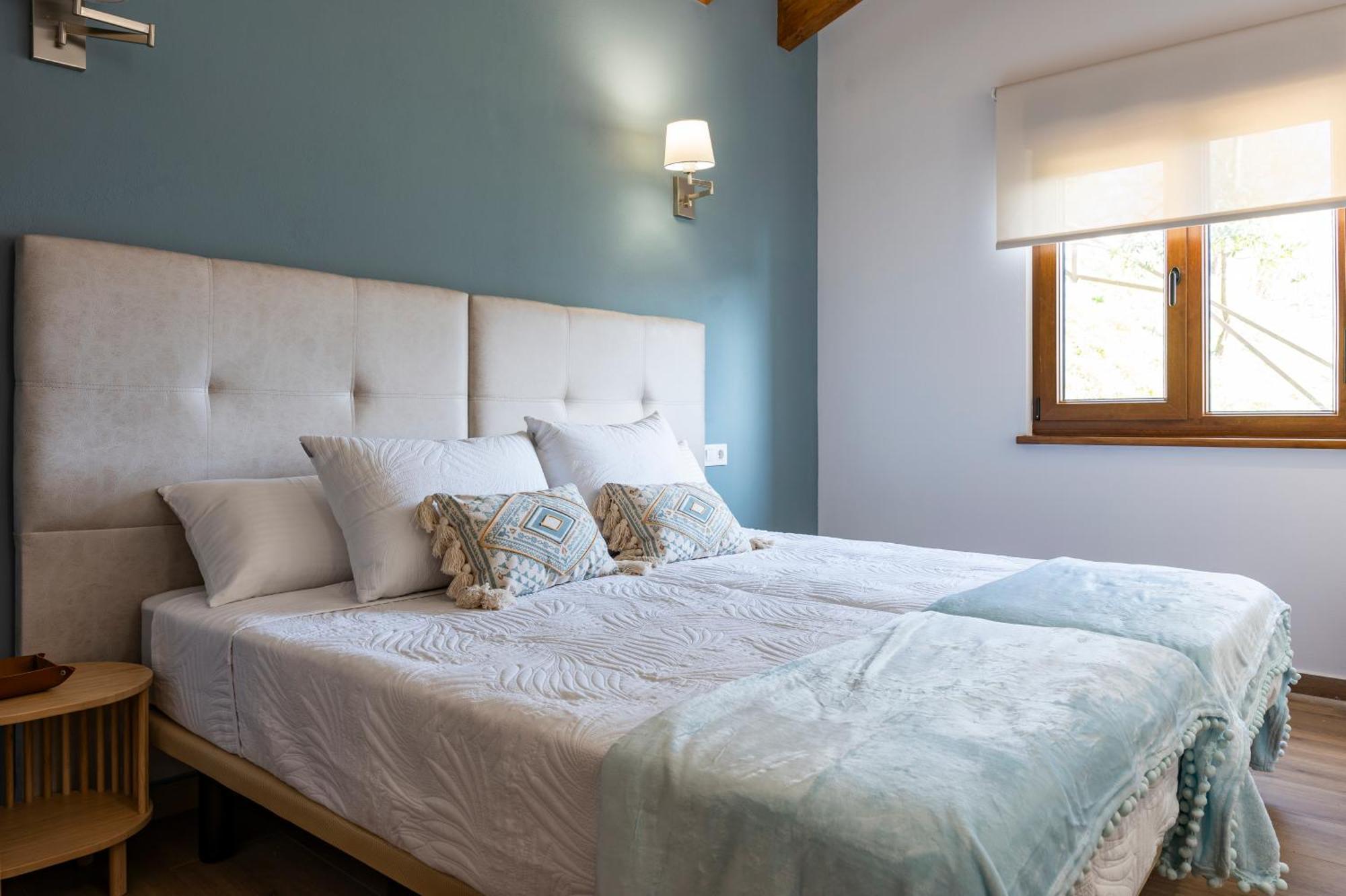Apartamentos Montes Vindios Onís Eksteriør billede